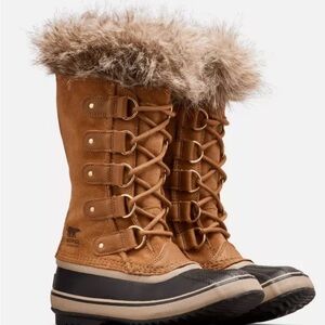 Sorel Women's Tan Winter Boots with Fur
